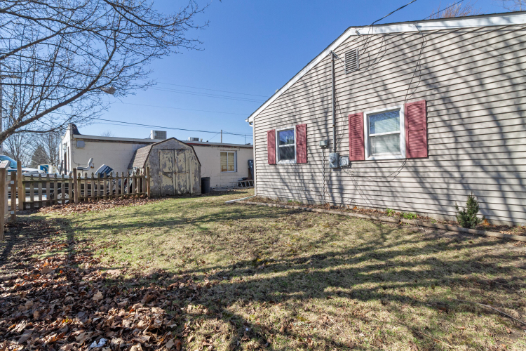 Listing Image 20