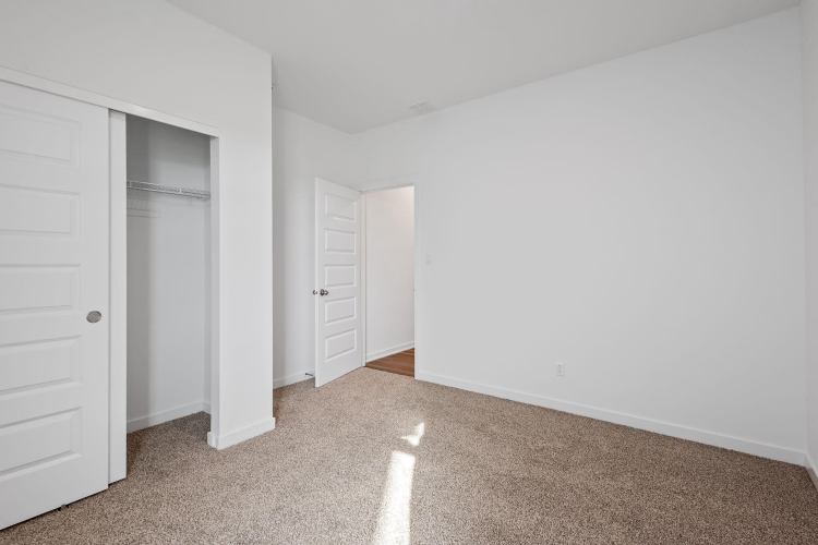 Listing Image 37