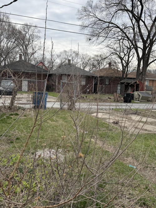 Listing Image 14