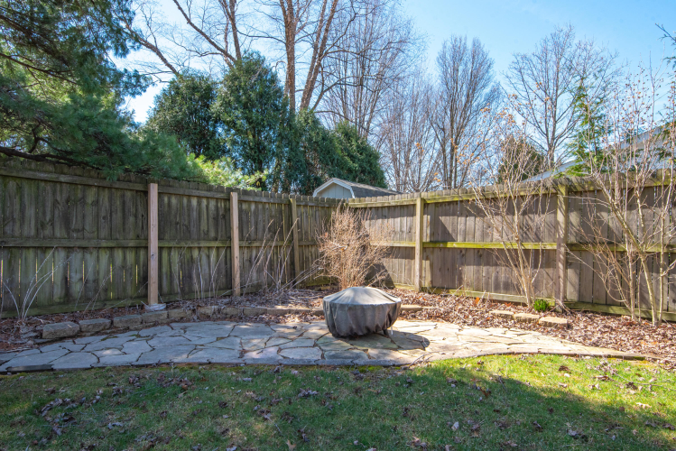 Listing Image 10