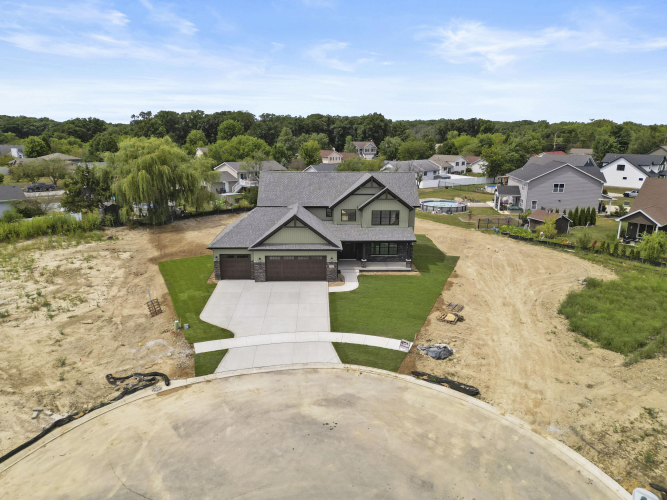 Listing Image 8