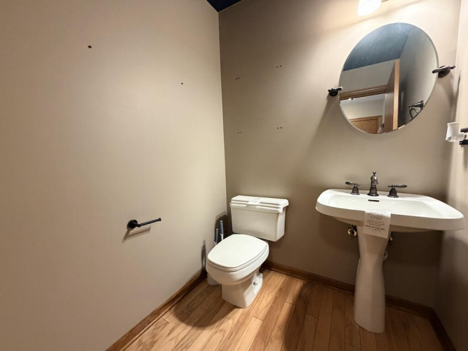 Listing Image 18