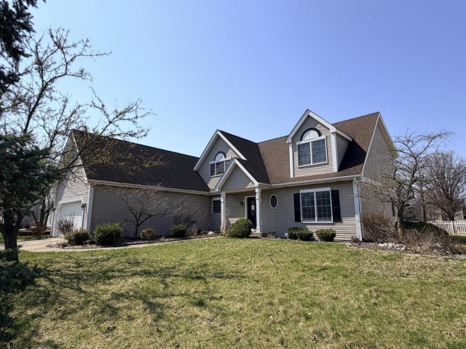 Listing Image 3