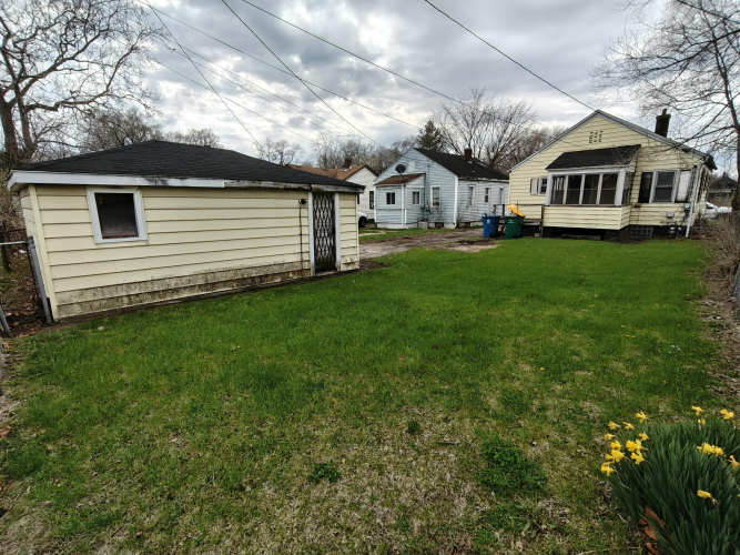 Listing Image 27