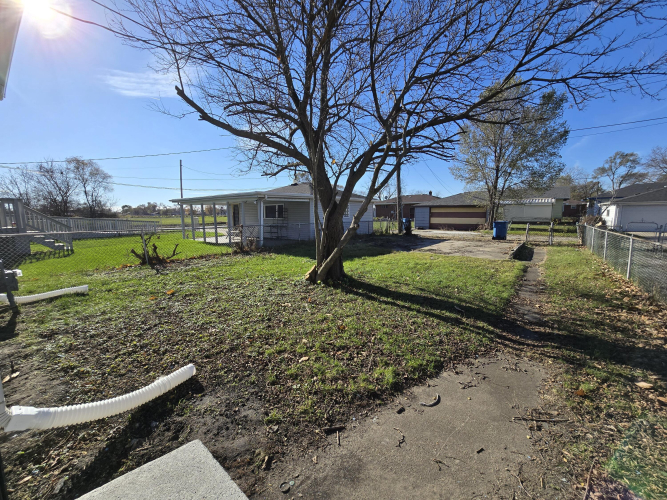 Listing Image 17