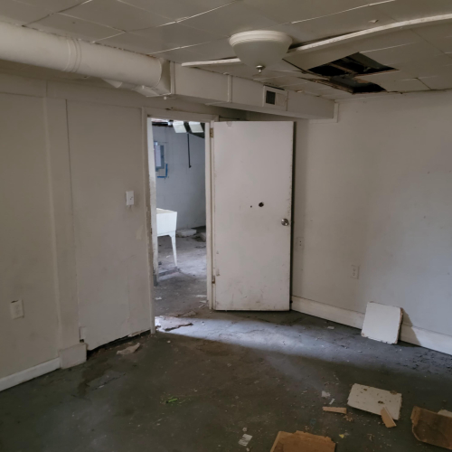 Listing Image 28