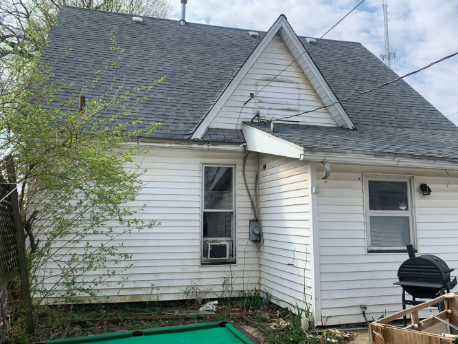 Listing Image 15