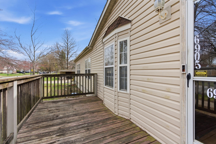 Listing Image 3