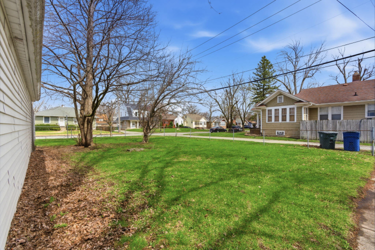 Listing Image 30