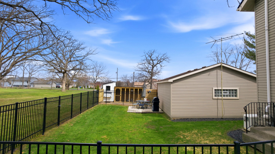 Listing Image 15