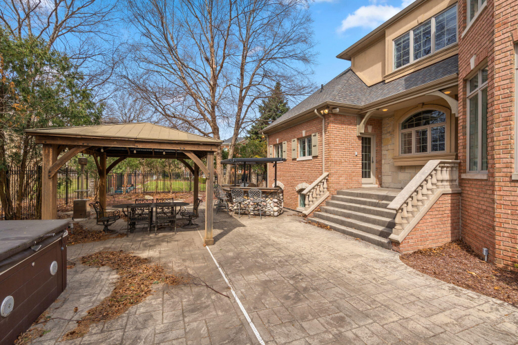 Listing Image 118
