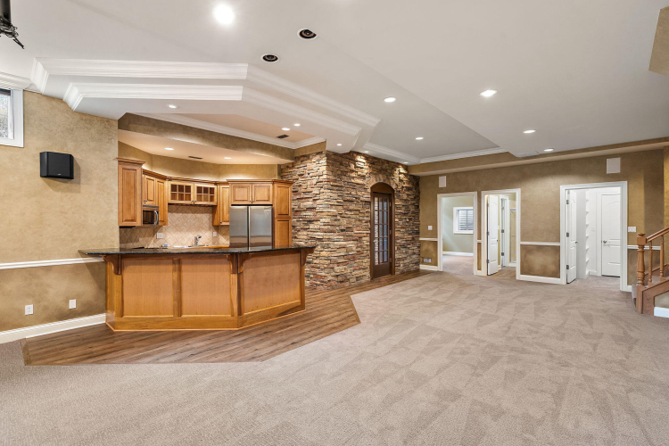 Listing Image 86