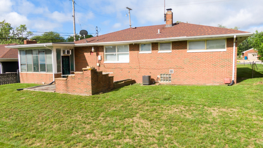 Listing Image 36