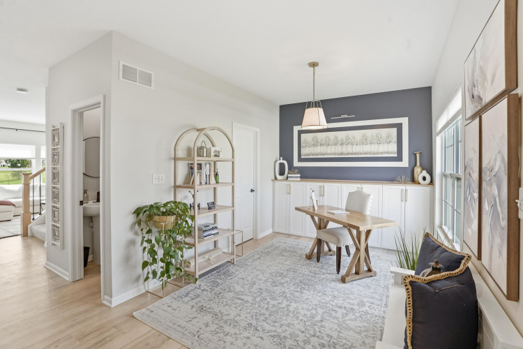 Listing Image 13