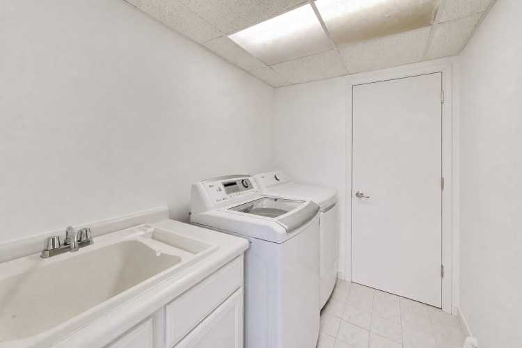 Listing Image 39