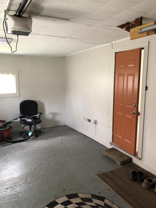 Listing Image 42