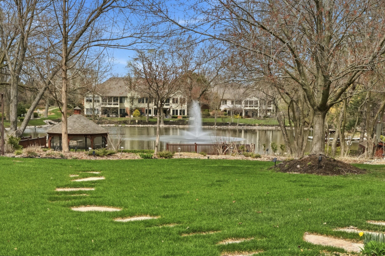 Listing Image 72