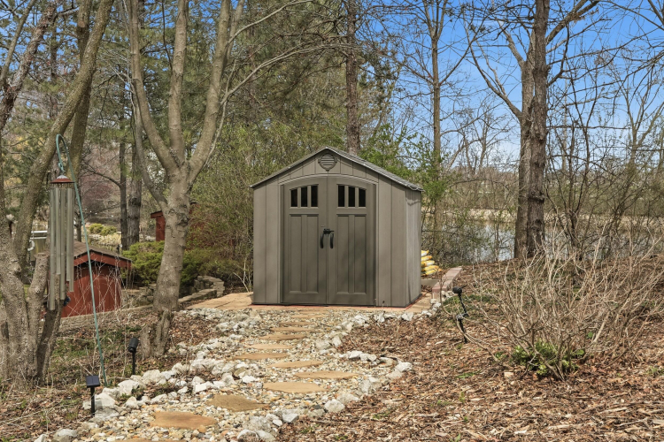 Listing Image 73