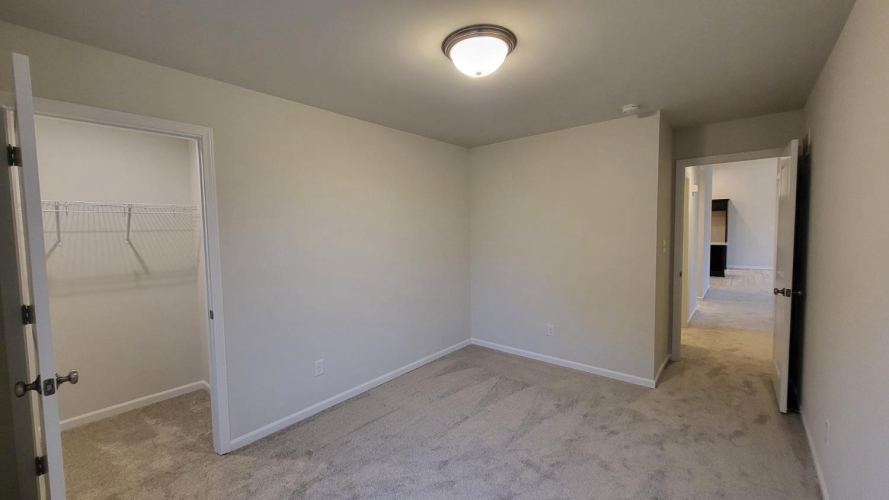 Listing Image 27
