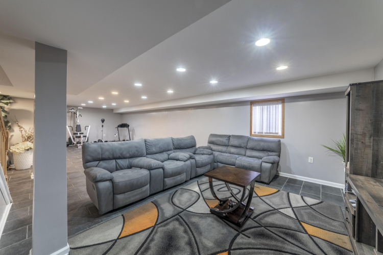 Listing Image 55