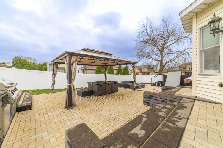 Listing Image 59