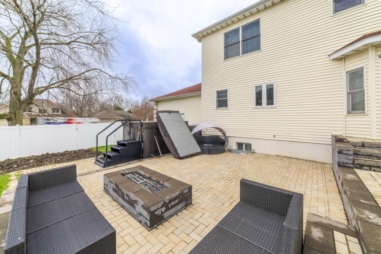 Listing Image 63