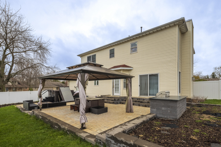 Listing Image 66