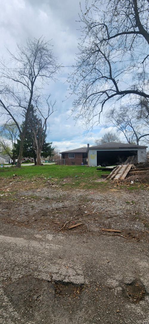Listing Image 5