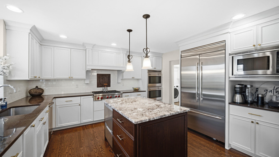 Listing Image 13