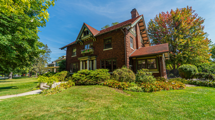 Listing Image 2