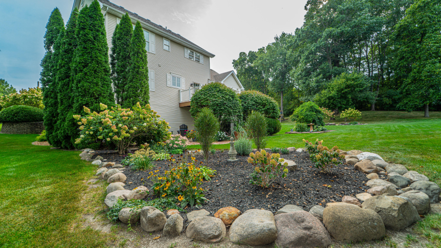 Listing Image 46