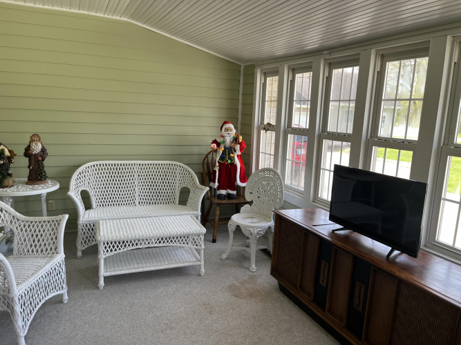 Listing Image 32
