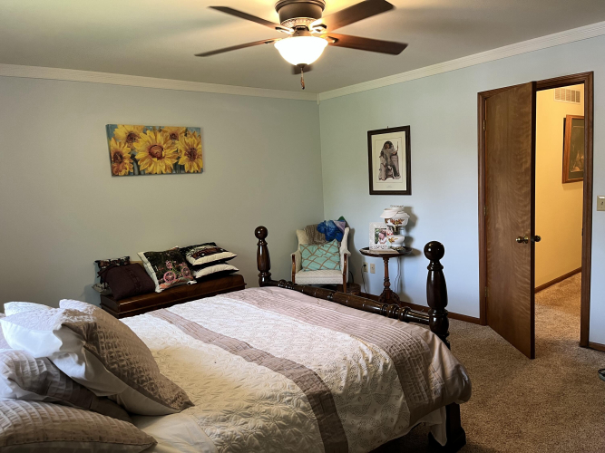 Listing Image 55