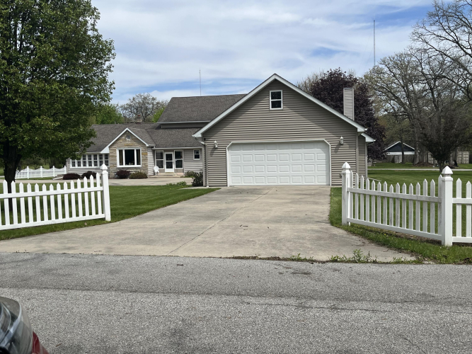 Listing Image 84