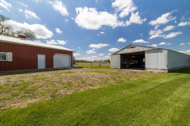 Listing Image 44