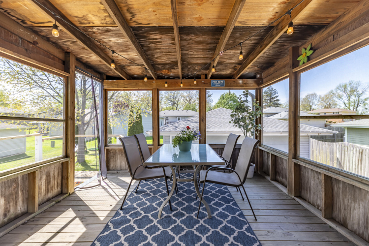Listing Image 15