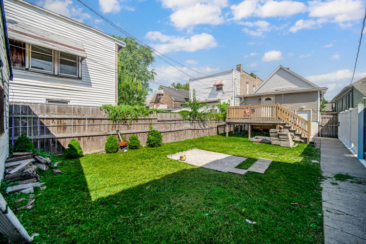Listing Image 23