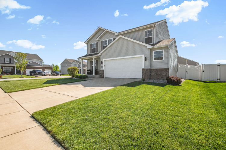 Listing Image 81