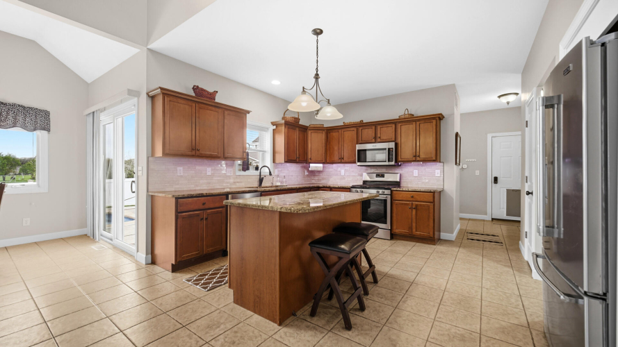 Listing Image 9