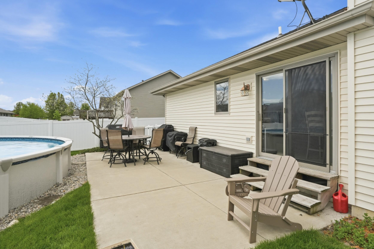 Listing Image 24