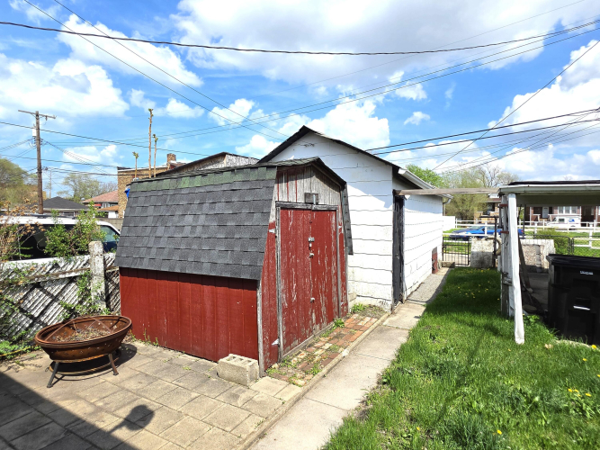 Listing Image 33
