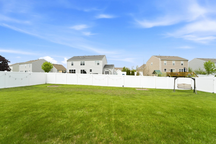 Listing Image 36