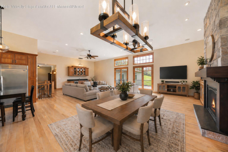 Listing Image 11