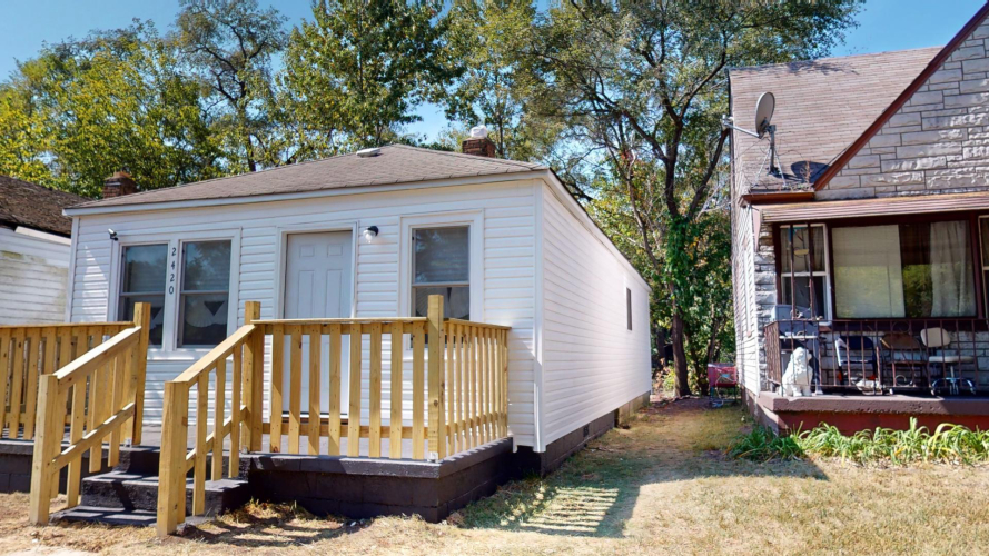 Listing Image 17