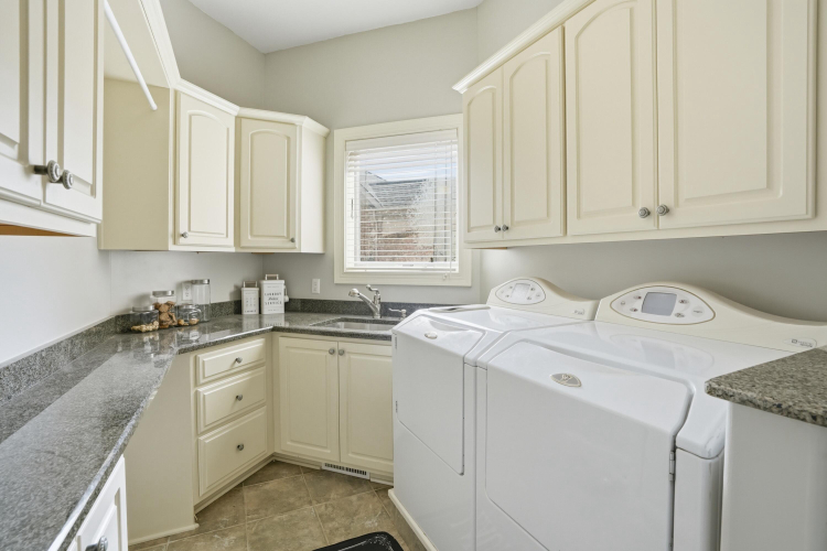 Listing Image 56
