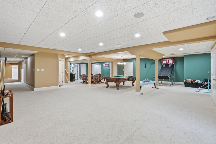 Listing Image 75