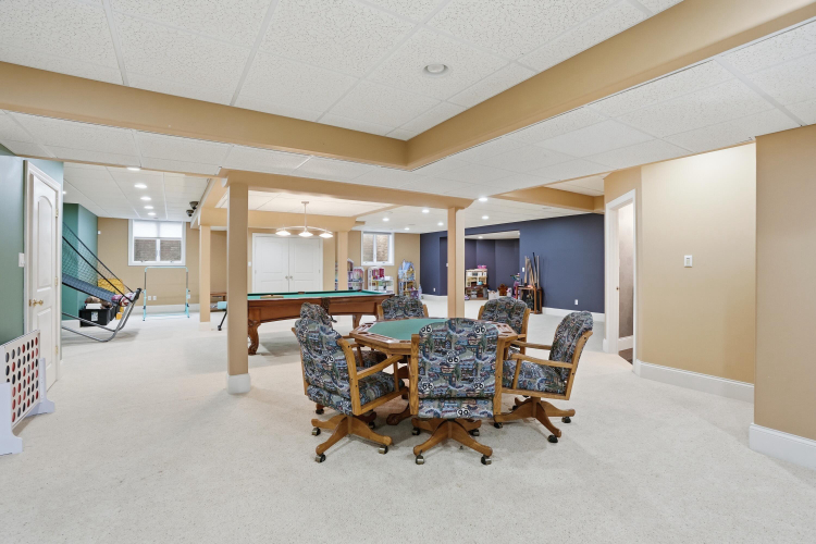 Listing Image 76