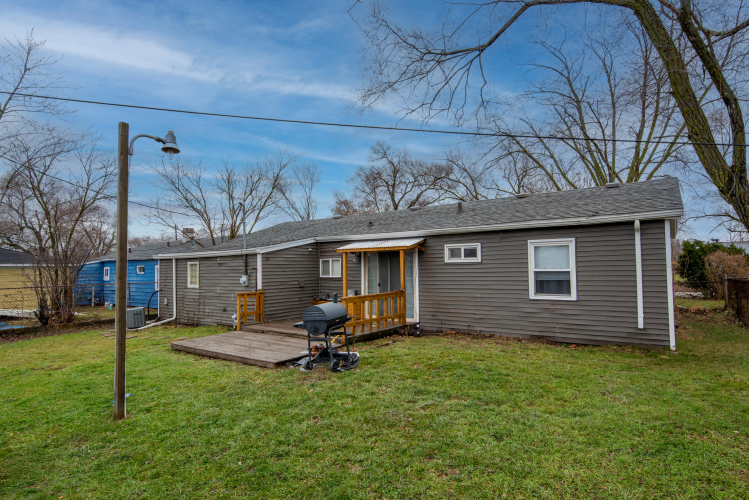 Listing Image 19