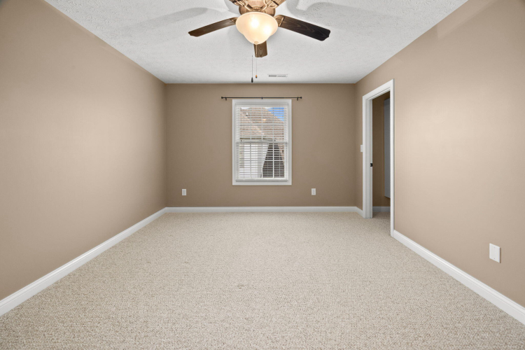 Listing Image 26