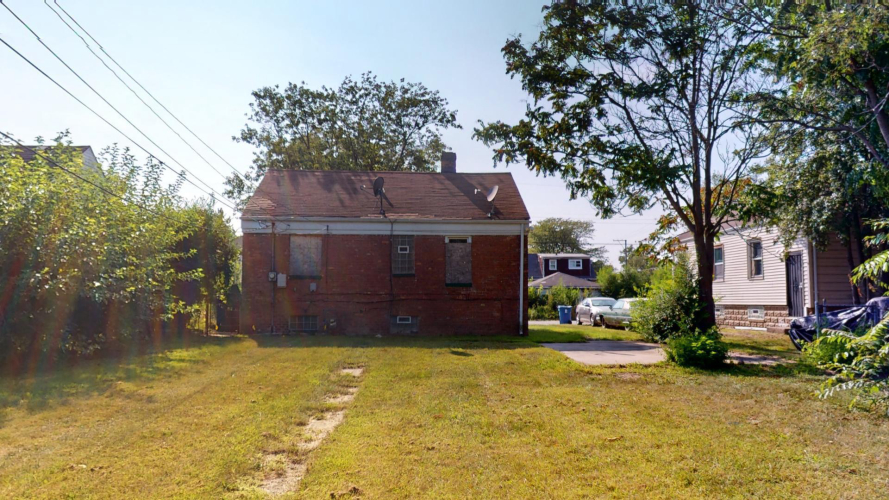 Listing Image 20